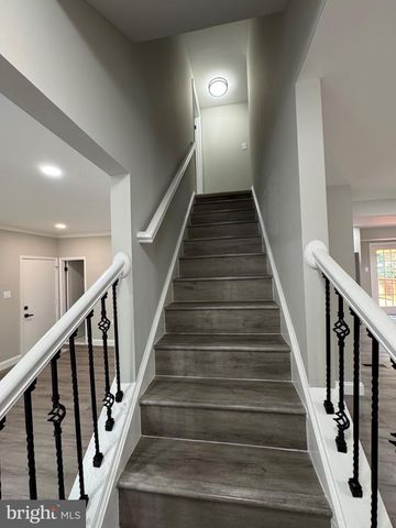 11974 COTTON MILL DR, Woodbridge, VA 22192