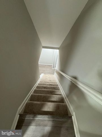 11974 COTTON MILL DR, Woodbridge, VA 22192