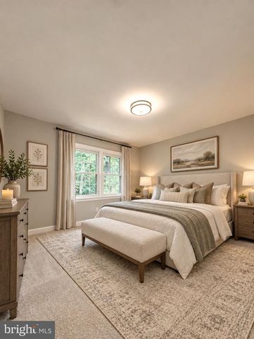 11974 COTTON MILL DR, Woodbridge, VA 22192