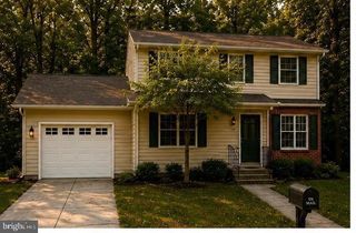 11974 COTTON MILL DR, Woodbridge, VA 22192