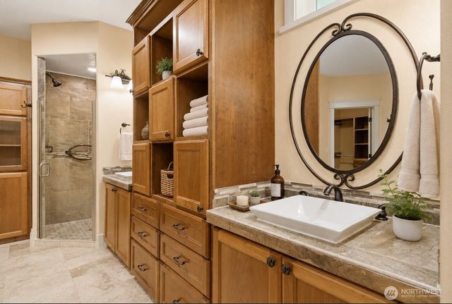 5014 78th Avenue NW, Gig Harbor, WA 98335