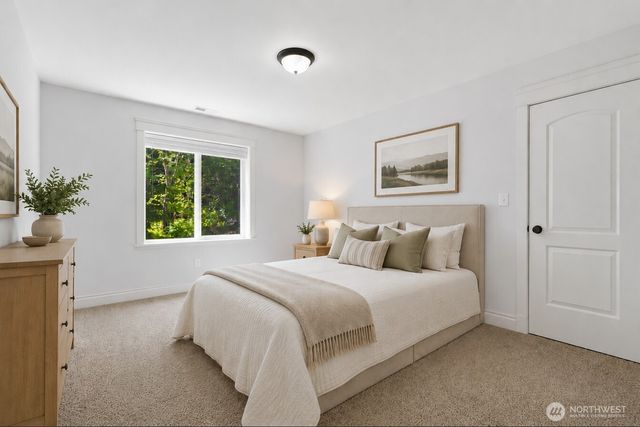 5014 78th Avenue NW, Gig Harbor, WA 98335