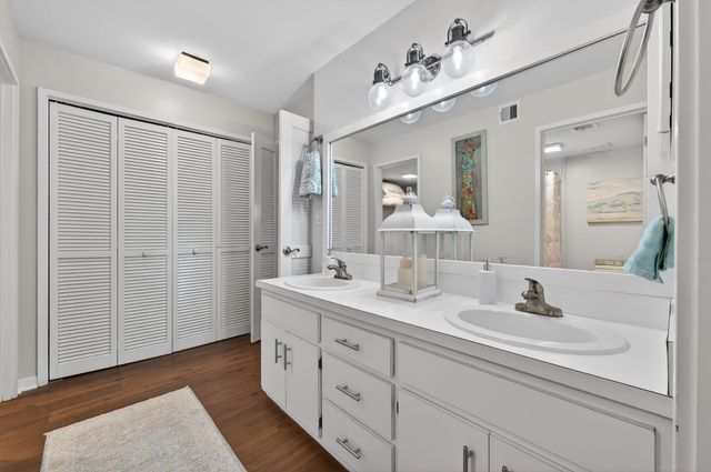 669 NE Plantation Road 308, Stuart, FL 34996