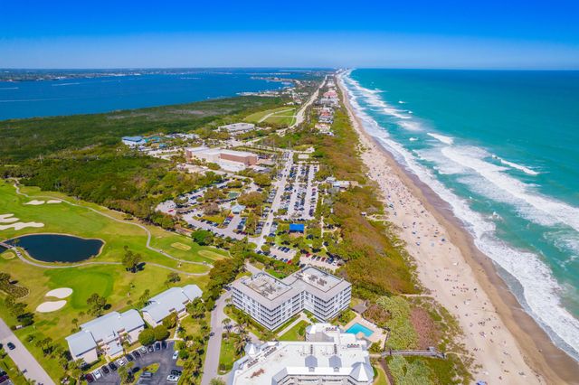 669 NE Plantation Road 308, Stuart, FL 34996