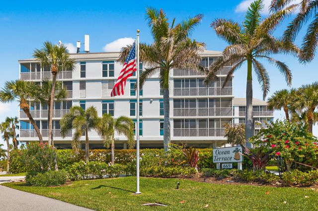 669 NE Plantation Road 308, Stuart, FL 34996