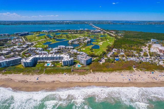 669 NE Plantation Road 308, Stuart, FL 34996