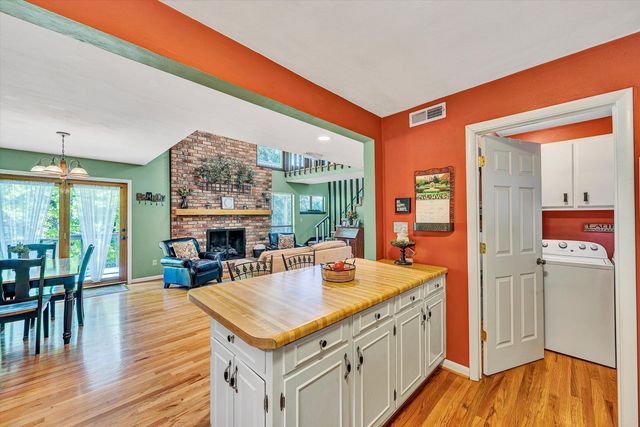 3760 Luther DR, Salem, VA 24153