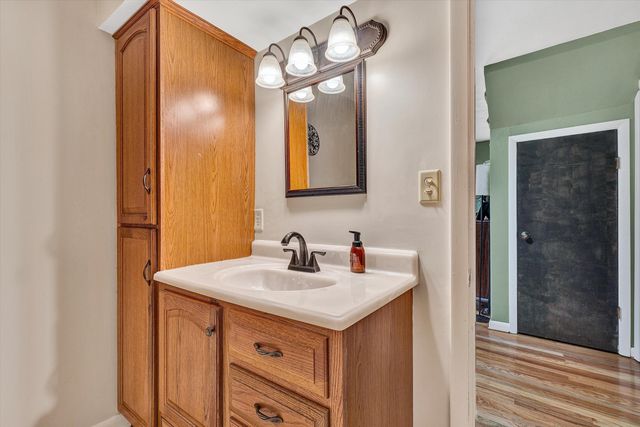3760 Luther DR, Salem, VA 24153