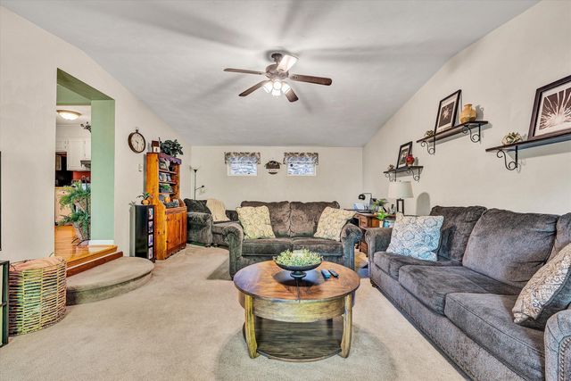 3760 Luther DR, Salem, VA 24153