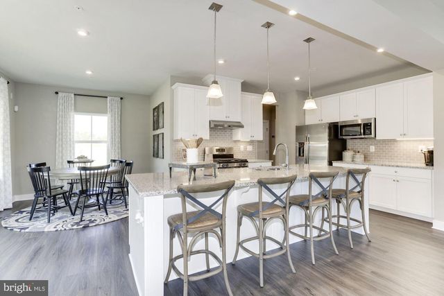 420 SPRING LN, York, PA 17406