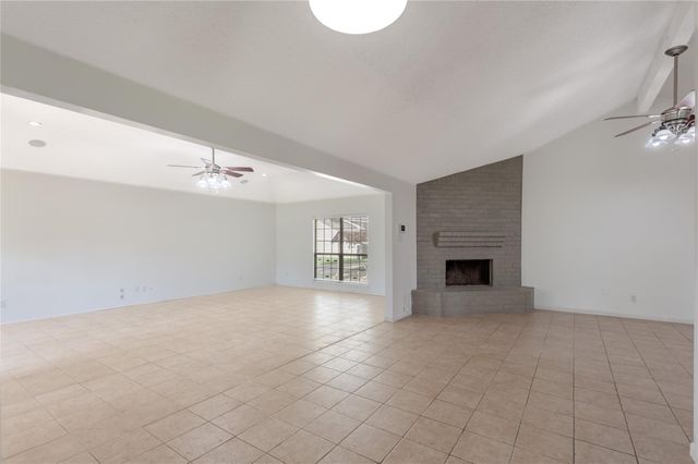22516 Pebble Beach Way, Huntsville, TX 77320