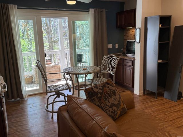 3006 Summerhill Place, Fairfield Bay, AR 72088