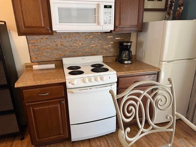 3006 Summerhill Place, Fairfield Bay, AR 72088