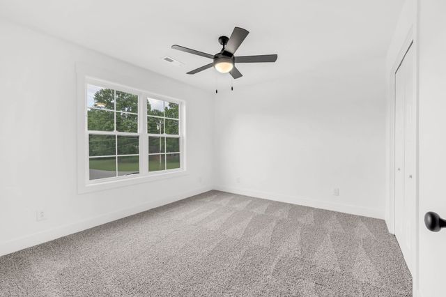 188 Sherlock Dr, Clarksville, TN 37043