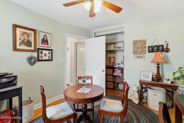 2624 Meadow Dr, Louisville, KY 40220