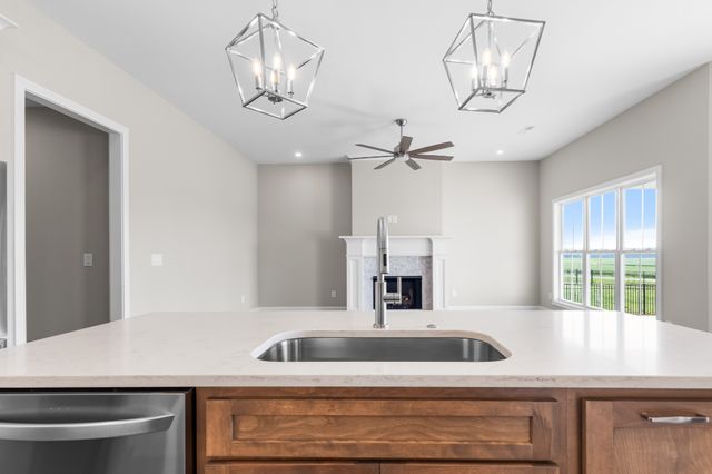 174 Aspen Pine Dr, Clarksville, TN 37043