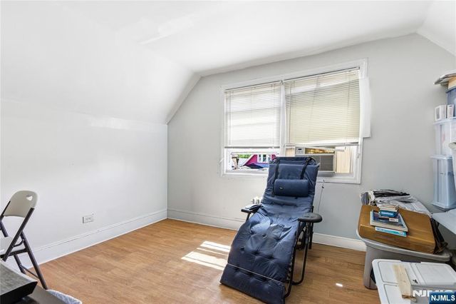 144-146 Pearsall, Jersey City, NJ 07305