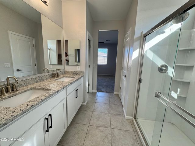 18228 W DALEY Lane, Surprise, AZ 85387