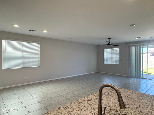 18228 W DALEY Lane, Surprise, AZ 85387