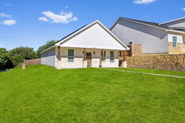 2601 Hutchinson Street, Fort Worth, TX 76106