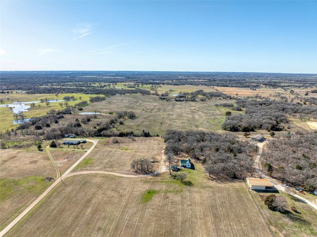 4597 W Line Road, Whitesboro, TX 76273