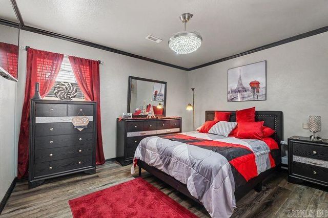 1306 Crossing Loop, Bryant, AR 72022