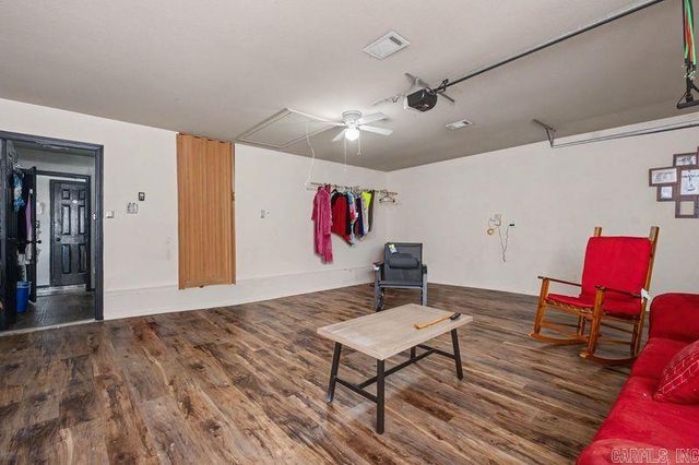 1306 Crossing Loop, Bryant, AR 72022