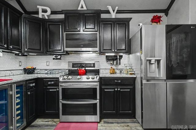 1306 Crossing Loop, Bryant, AR 72022