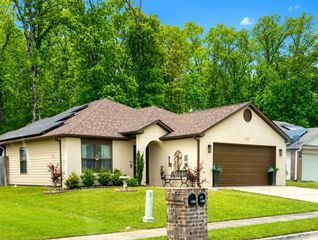 1306 Crossing Loop, Bryant, AR 72022