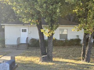 107 Fisk Road, Seagoville, TX 75159