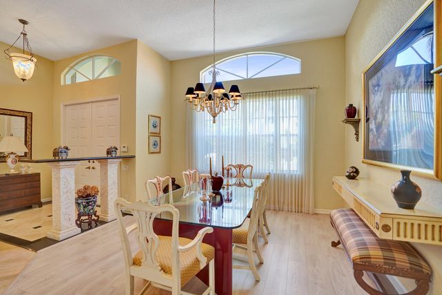 7338 W Falls Rd Road W, Boynton Beach, FL 33437