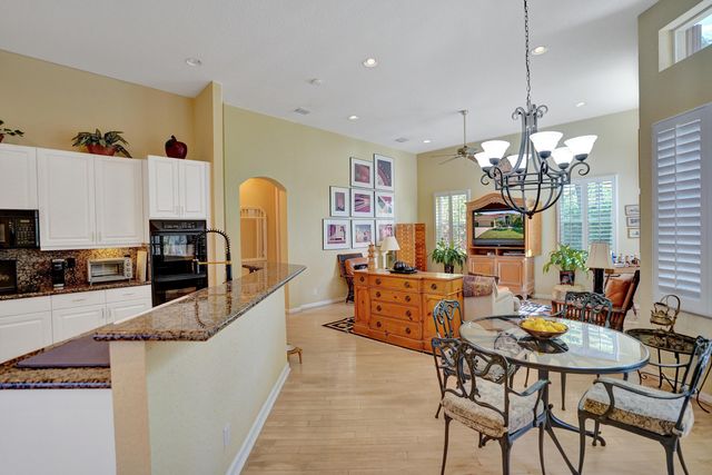 7338 W Falls Rd Road W, Boynton Beach, FL 33437