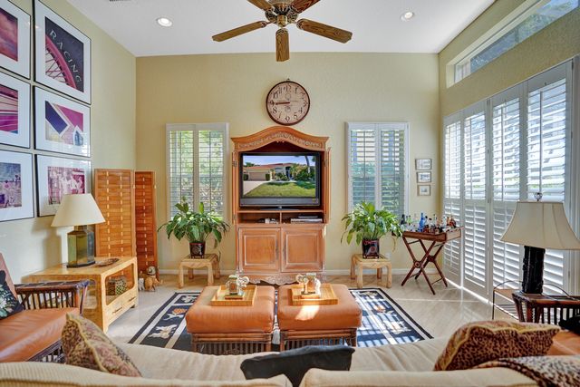 7338 W Falls Rd Road W, Boynton Beach, FL 33437