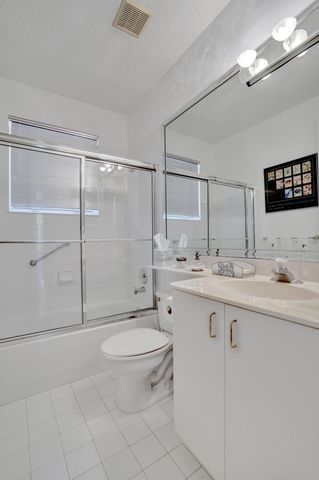 7338 W Falls Rd Road W, Boynton Beach, FL 33437