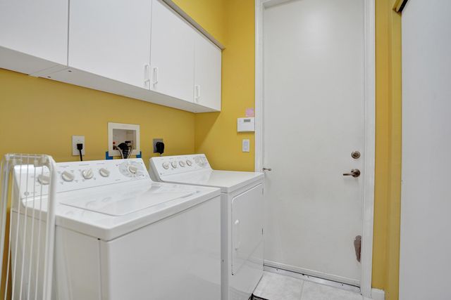 7338 W Falls Rd Road W, Boynton Beach, FL 33437