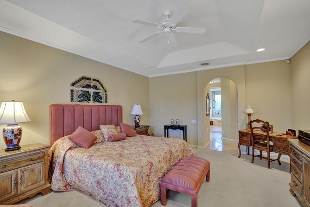 7338 W Falls Rd Road W, Boynton Beach, FL 33437