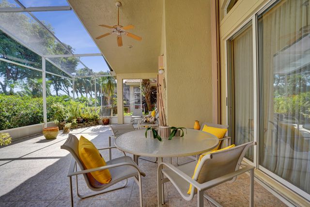 7338 W Falls Rd Road W, Boynton Beach, FL 33437