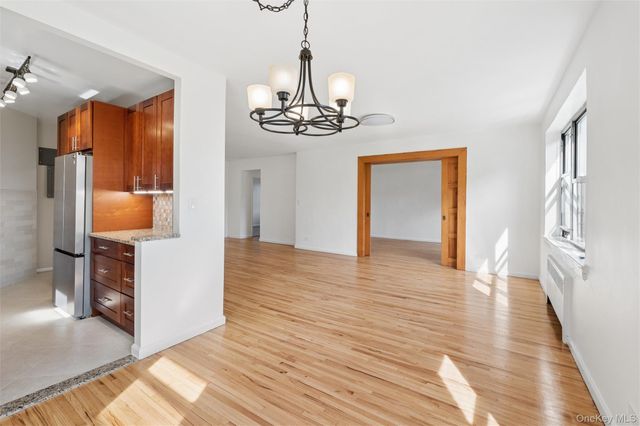 640 W 231 Street 5H, Bronx, NY 10463