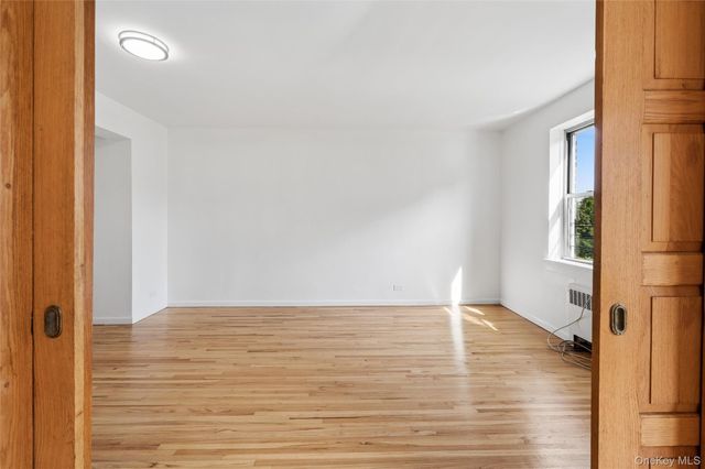 640 W 231 Street 5H, Bronx, NY 10463