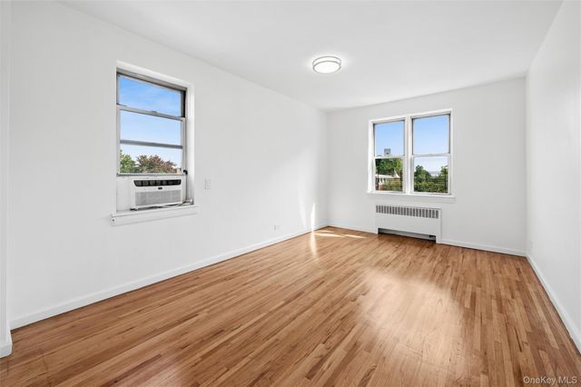 640 W 231 Street 5H, Bronx, NY 10463