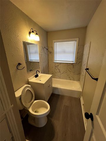 5727 Doolittle Boulevard, Houston, TX 77033