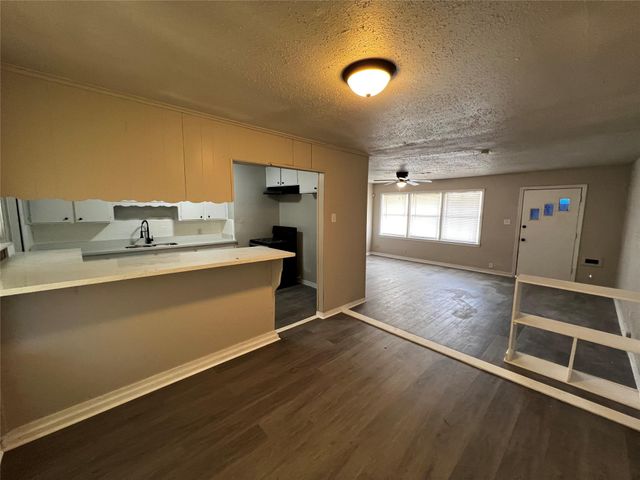 5727 Doolittle Boulevard, Houston, TX 77033