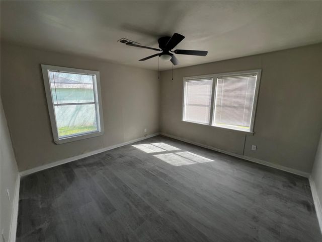 5727 Doolittle Boulevard, Houston, TX 77033