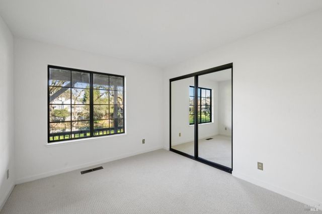 1116 Princeton Dr, Sonoma, CA 95476