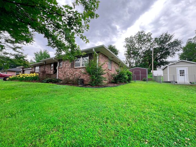 1025 22nd Avenue SW, Miami, OK 74354