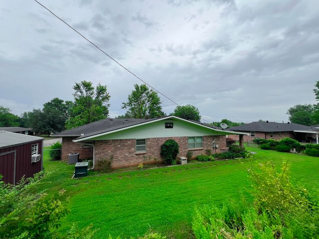 1025 22nd Avenue SW, Miami, OK 74354