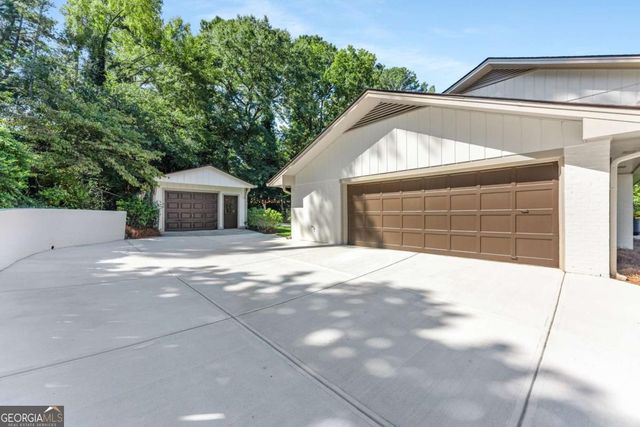 3549 Castlehill Court, Tucker, GA 30084