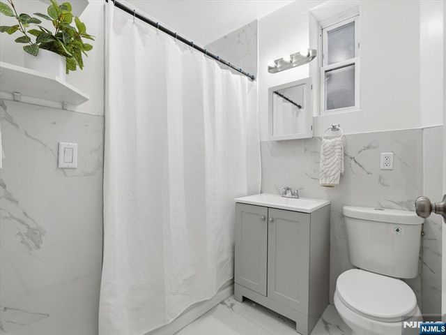 59 Saint Pauls Avenue 1L, Jersey City, NJ 07306