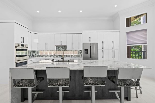 7120 CORNING Circle, Boynton Beach, FL 33437