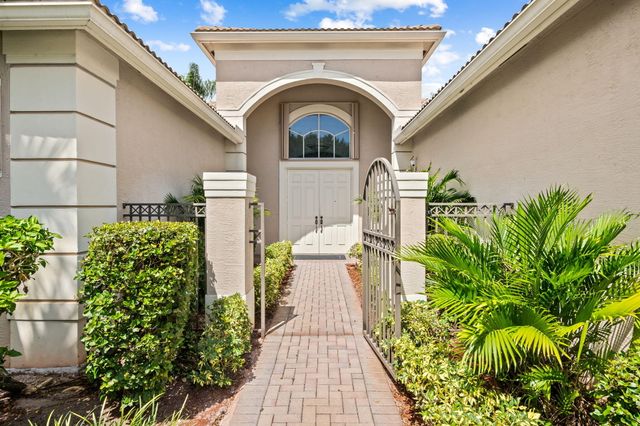 7120 CORNING Circle, Boynton Beach, FL 33437